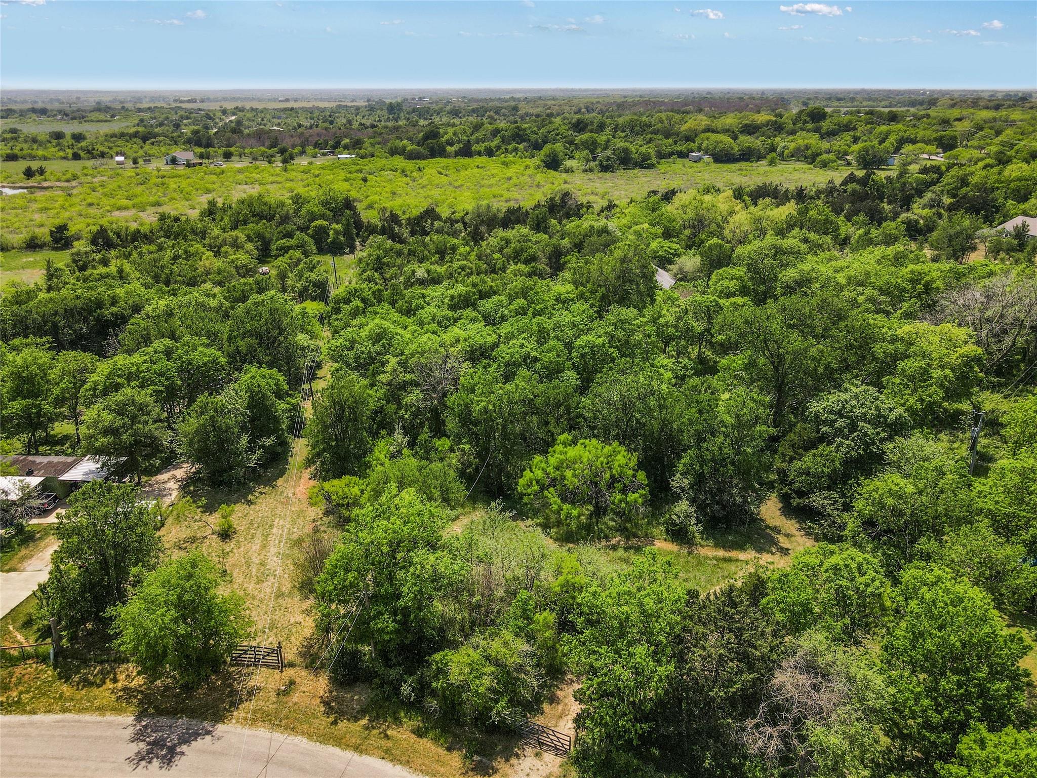 129 Lytton Acres Drive Dale TX 78616