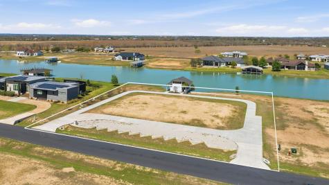 108 Lakeside Cove Martindale TX 78655