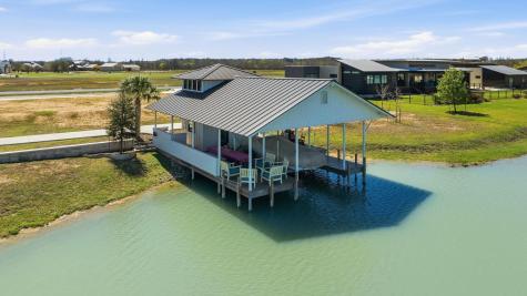 108 Lakeside Cove Martindale TX 78655