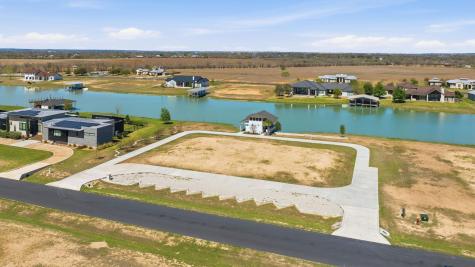 108 Lakeside Cove Martindale TX 78655
