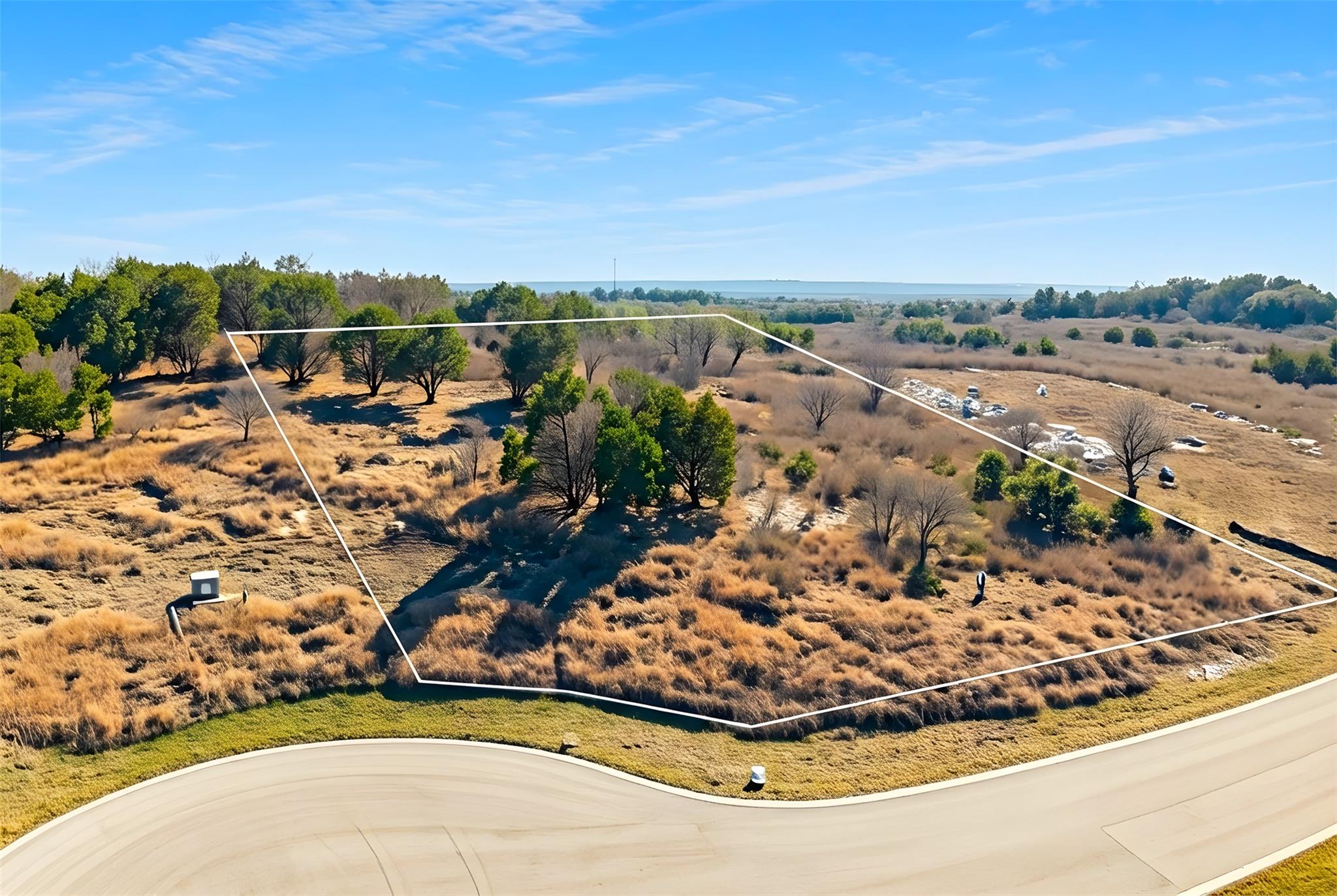 313 Eagle Basin Circle Spicewood TX 78669