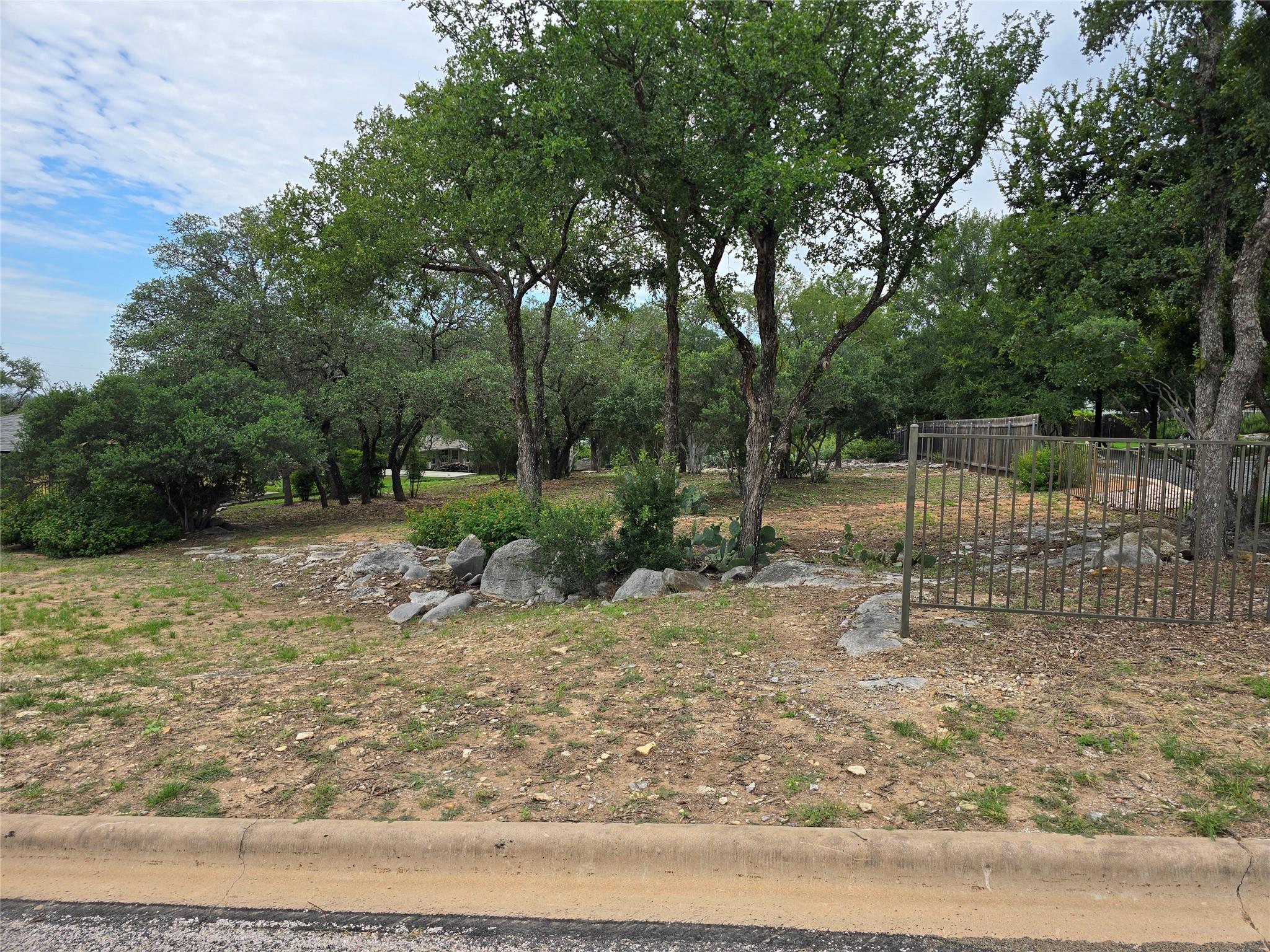 604 Via Viejo Marble Falls TX 78654