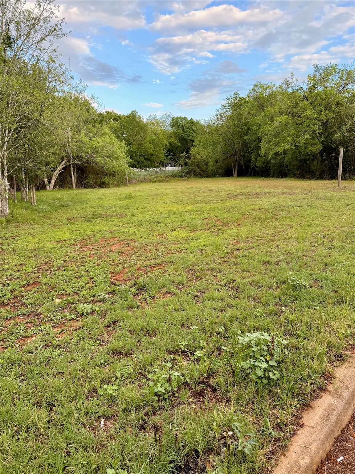 Tbd Carver Street Elgin TX 78621