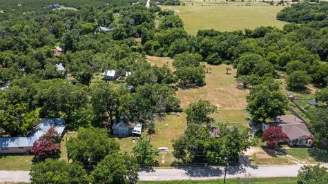 101 West Avenue Florence TX 76527
