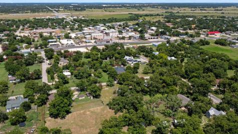 101 West Avenue Florence TX 76527