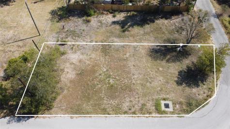 1018 W 1st Street Taylor TX 76574