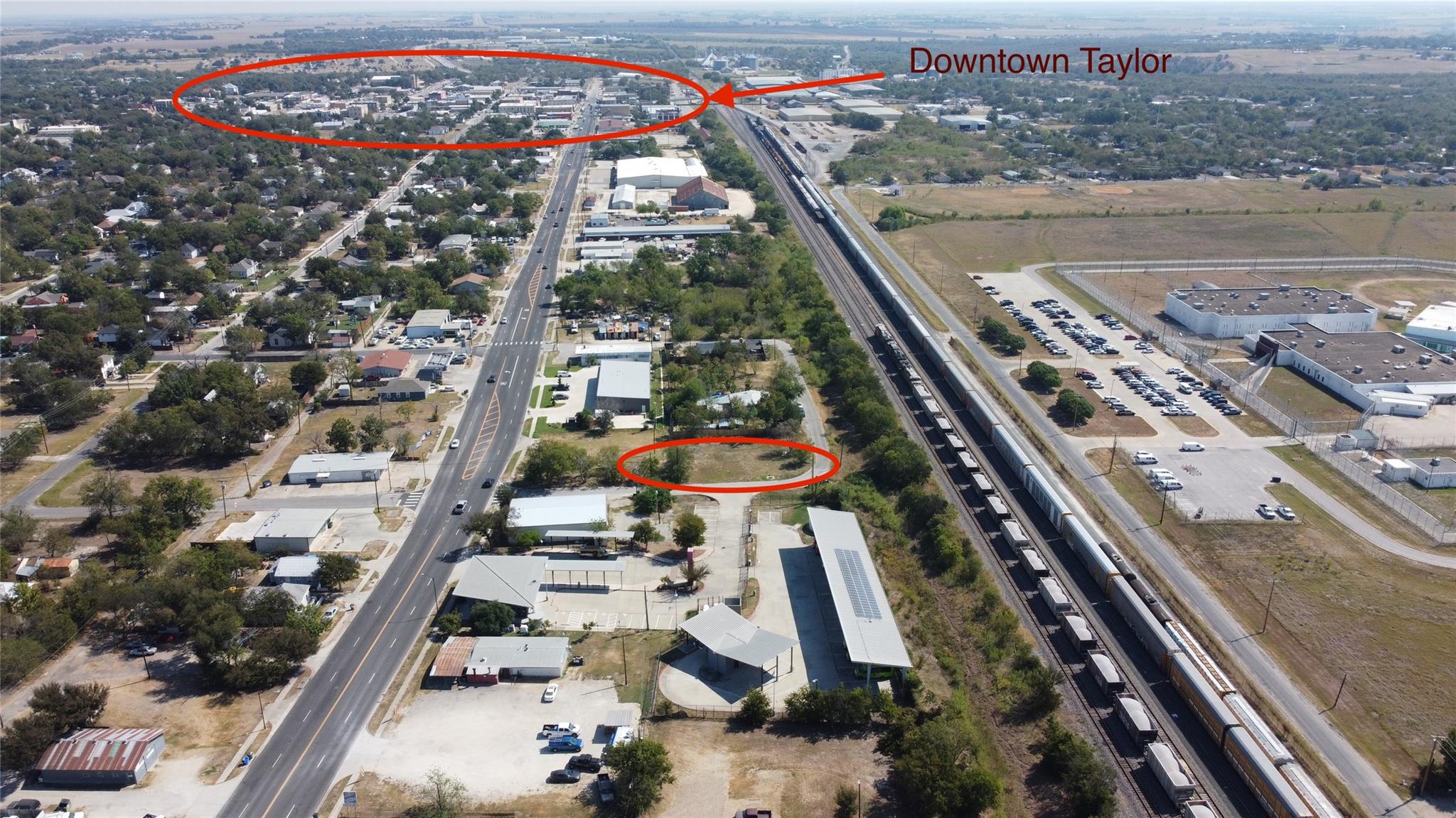 1018 W 1st Street Taylor TX 76574