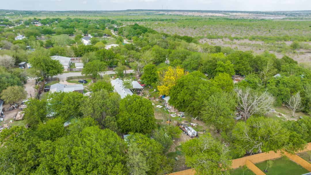 404 Quail Run Buda TX 78610
