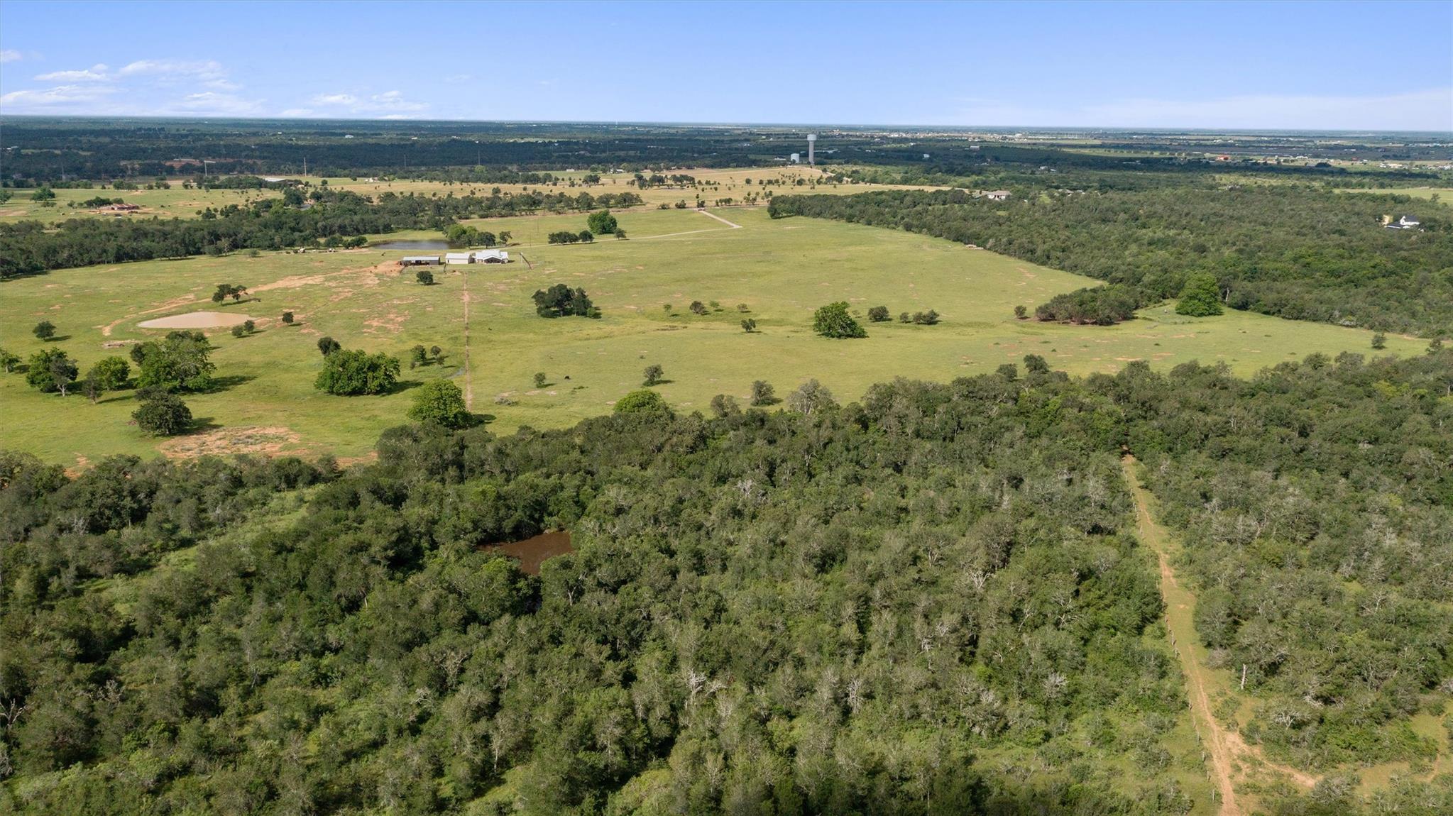 3700 County Road 467 Elgin TX 78621