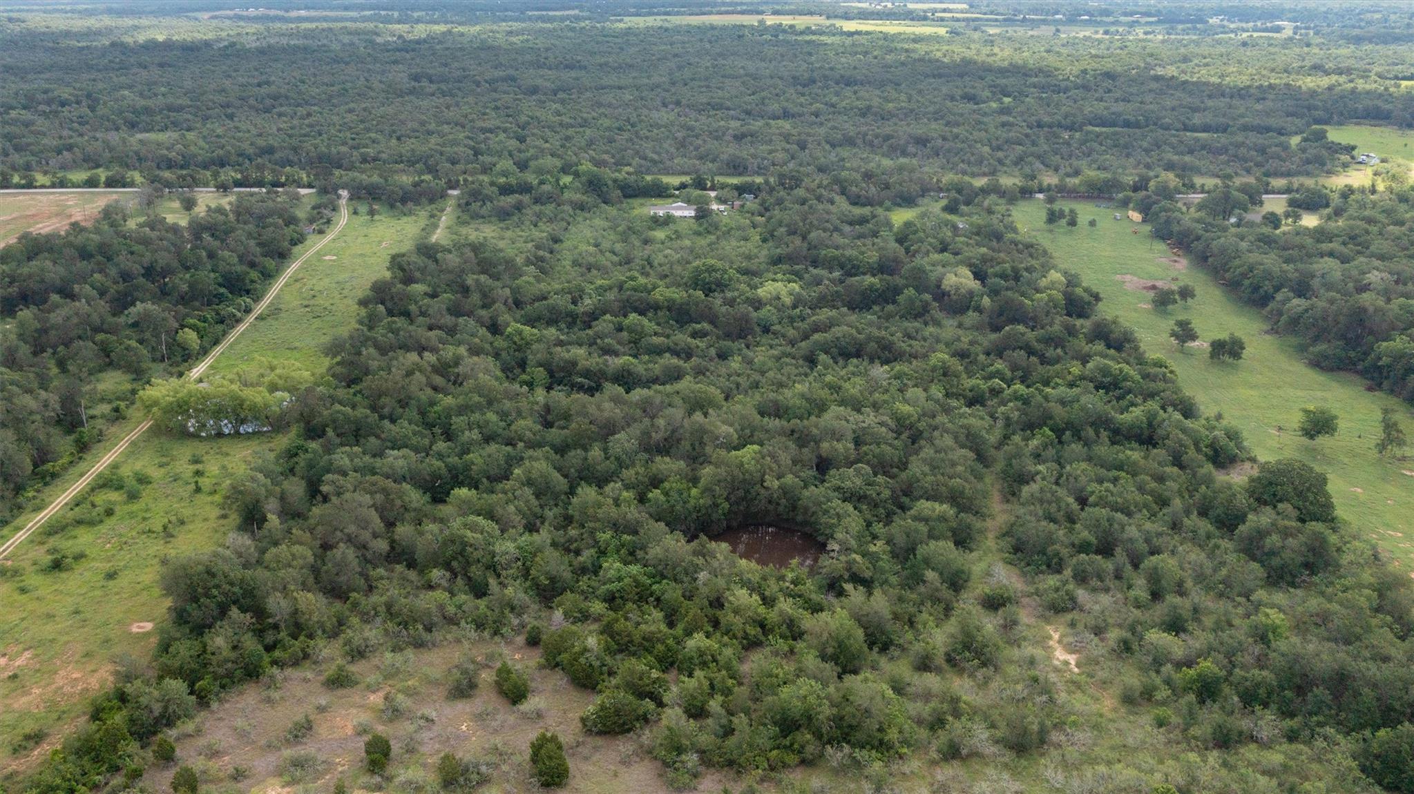 3700 County Road 467 Elgin TX 78621