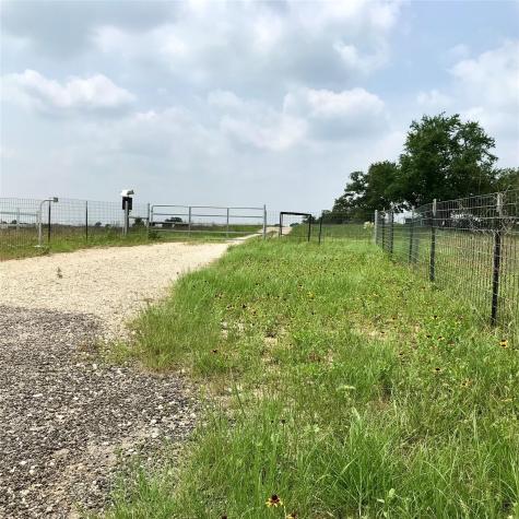 1672 Sayers Tract 4 Road Bastrop TX 78602
