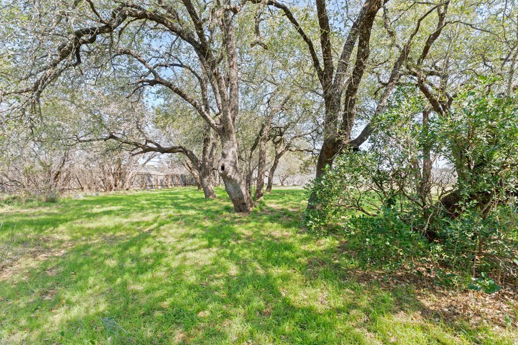 509, 513 Nomad Drive Spicewood TX 78669