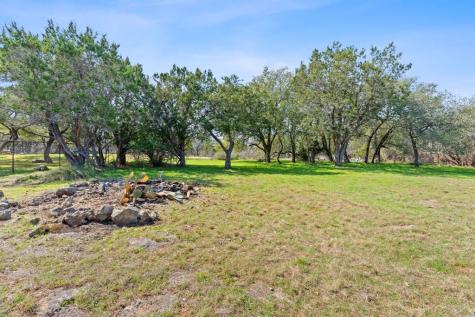 509, 513 Nomad Drive Spicewood TX 78669