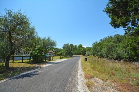 16 W El Camino Real Drive Wimberley TX 78676