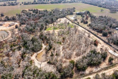 974 County Road 319 Rockdale TX 76567