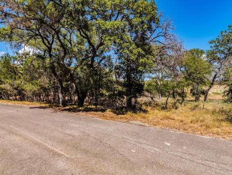 1303 Robin Trail Lago Vista TX 78645