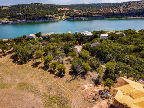 1303 Robin Trail Lago Vista TX 78645