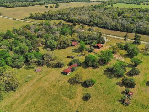 3669 County Road 326 Lexington TX 78947