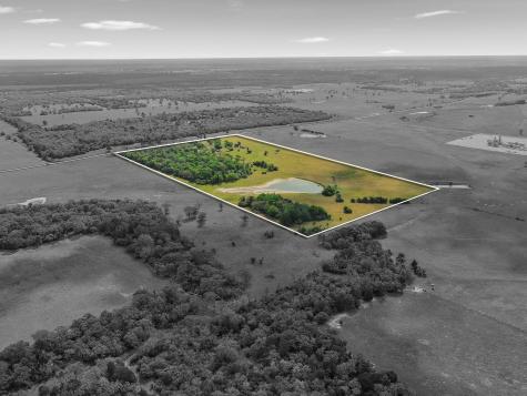 3669 County Road 326 Lexington TX 78947