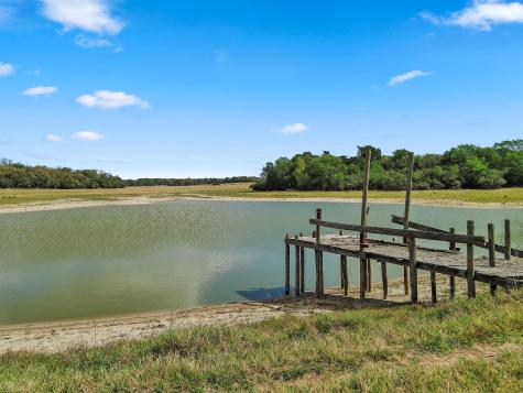 3669 County Road 326 Lexington TX 78947