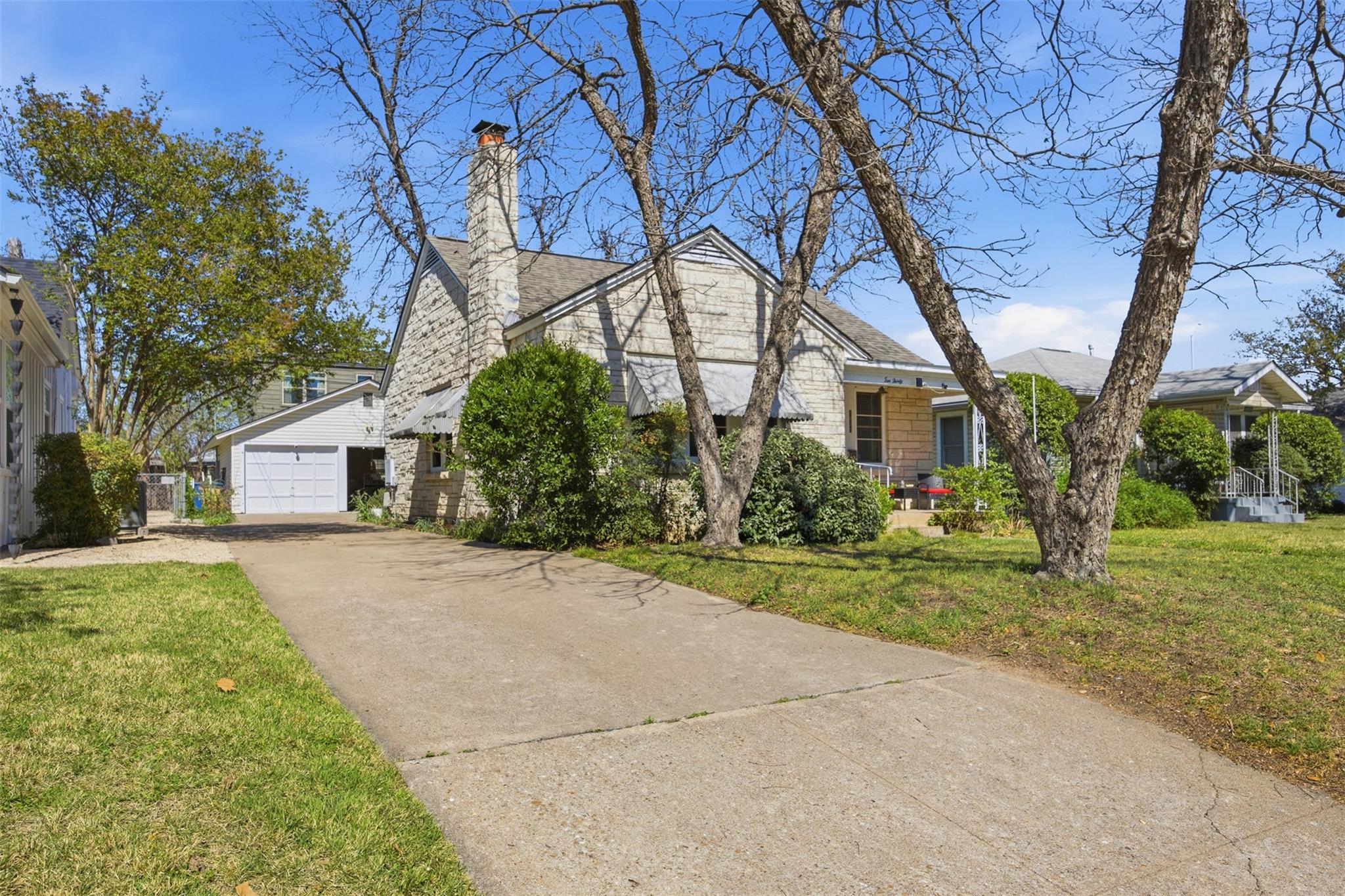 1030 E 44th Street Austin TX 78751