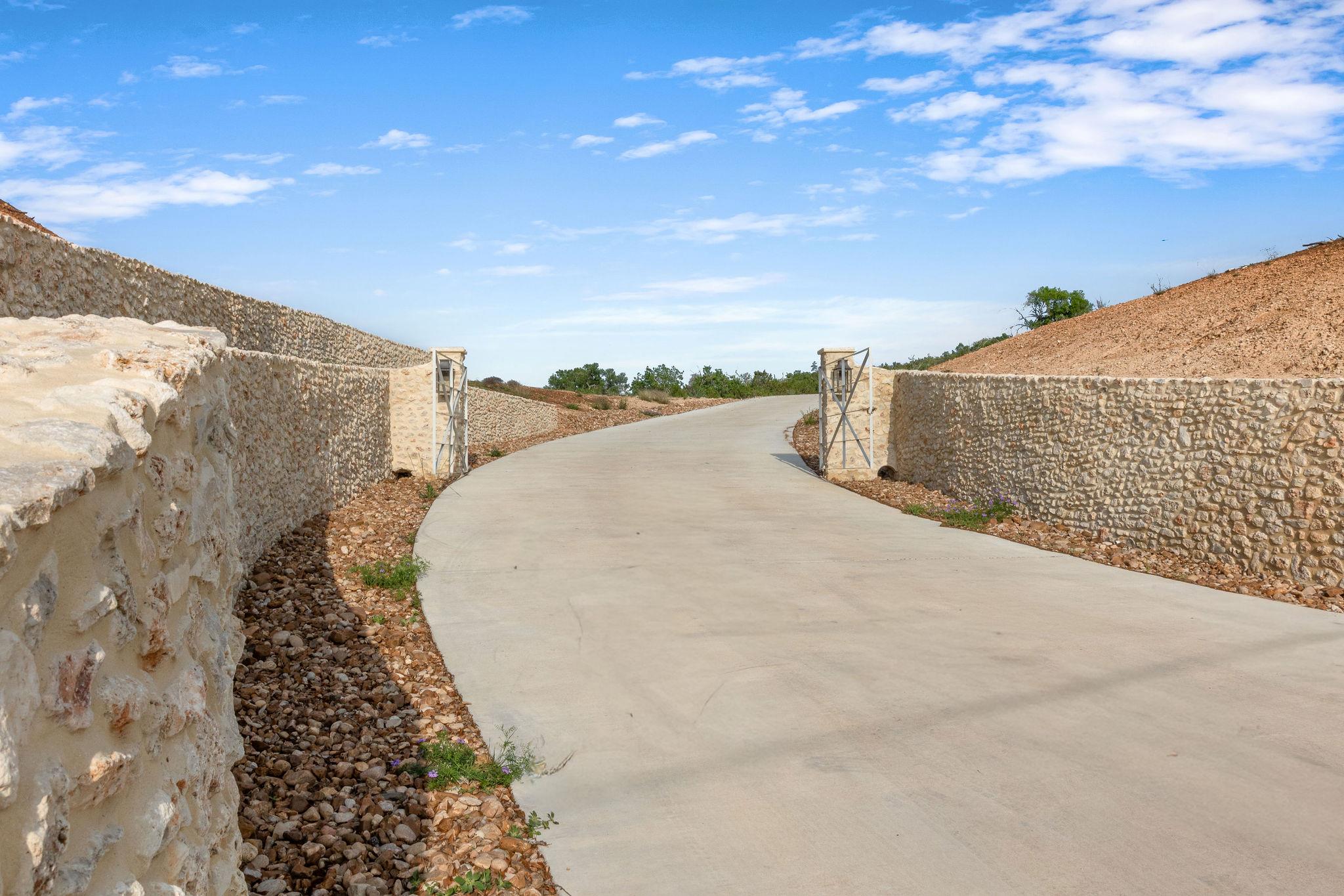 103-205 Mount Gainor Road Dripping Springs TX 78620