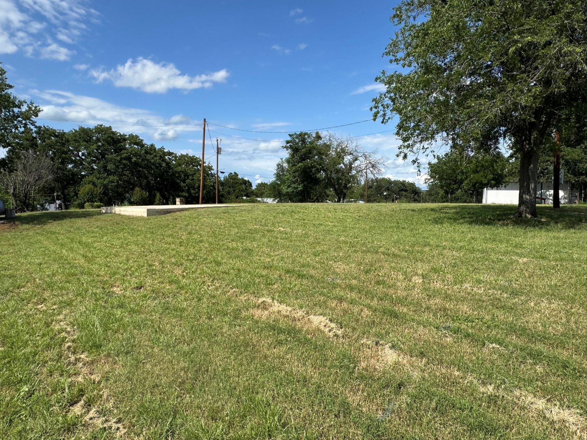 670 Beaver Street Tow TX 78672