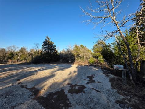 1241 Scenic View Lexington TX 78947