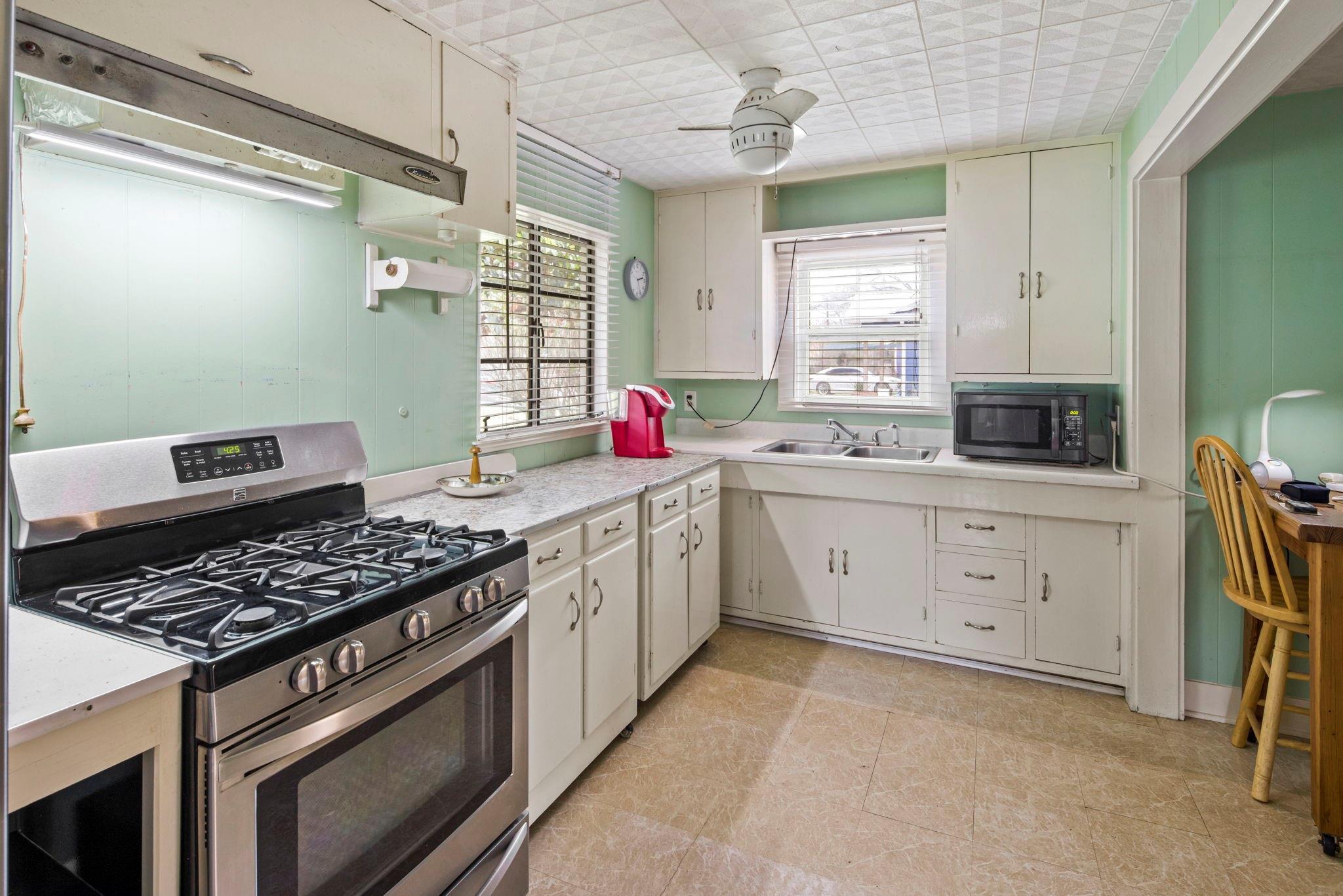 2601 Sweeney Lane Austin TX 78723
