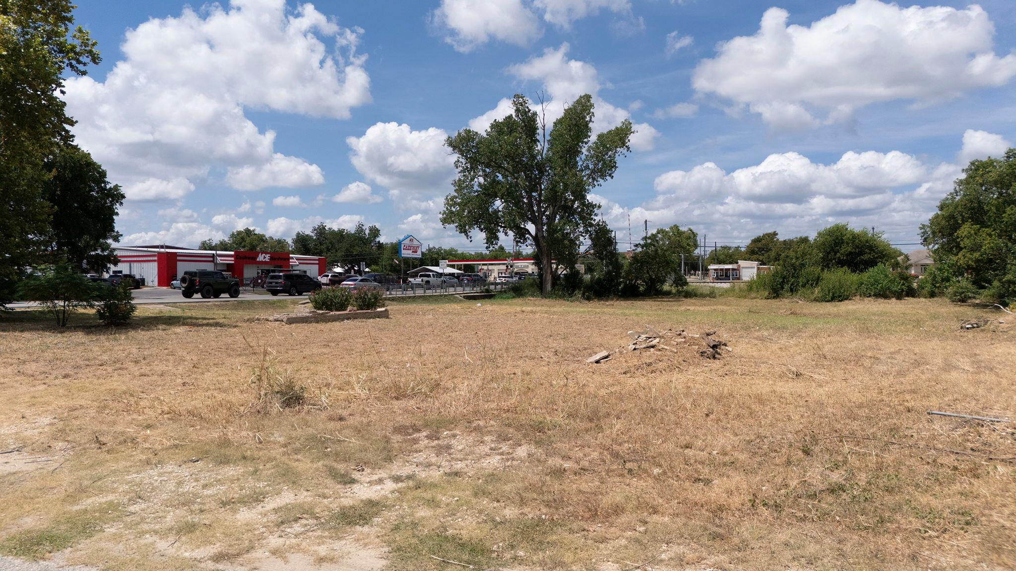 101 E South Street Leander TX 78641