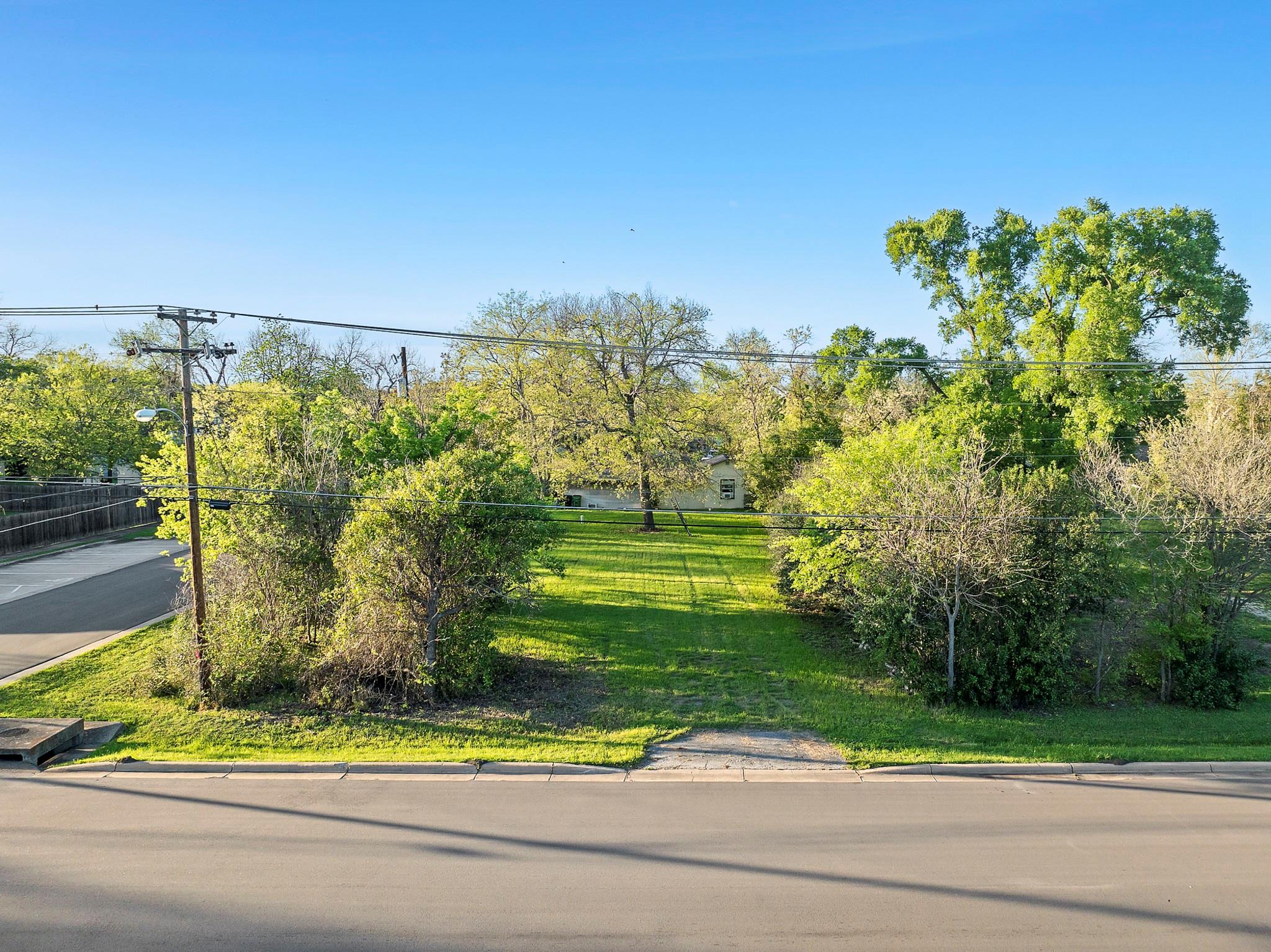 402 E Liberty Avenue Round Rock TX 78664