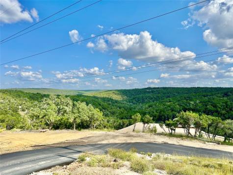 256 Clinch Drive Fischer TX 78623