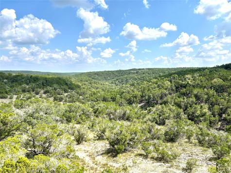 256 Clinch Drive Fischer TX 78623