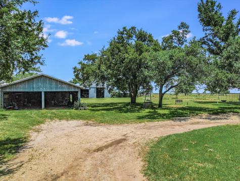 16421 Tx-95 Highway Coupland TX 78615