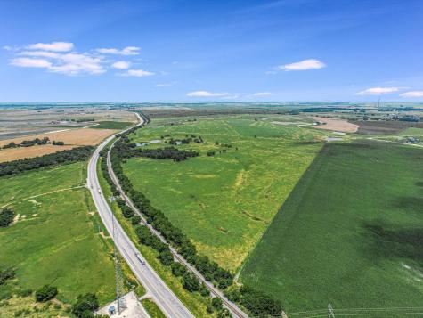 16421 Tx-95 Highway Coupland TX 78615