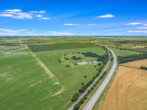16421 Tx-95 Highway Coupland TX 78615