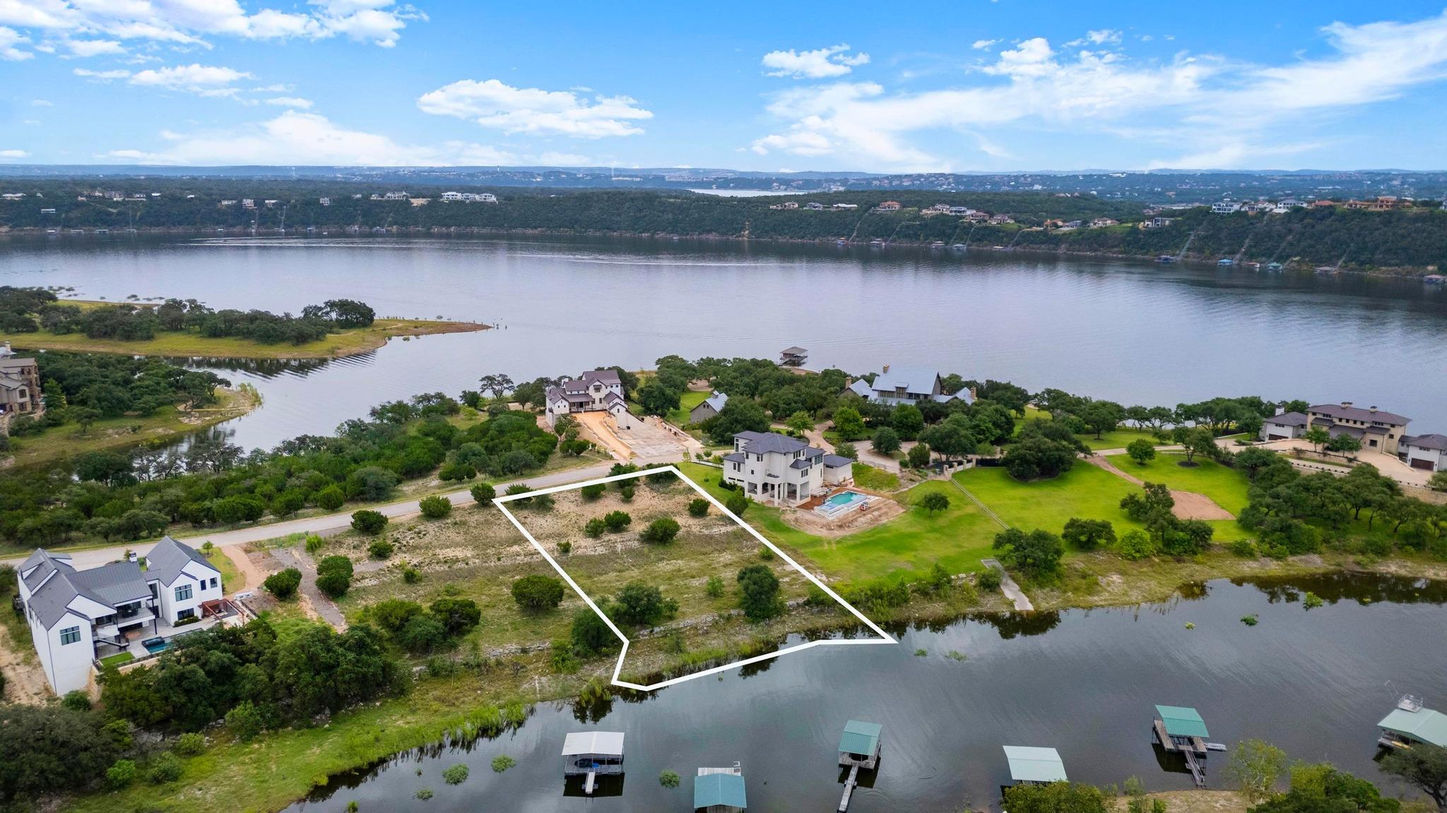1901 Valentino Cove Spicewood TX 78669