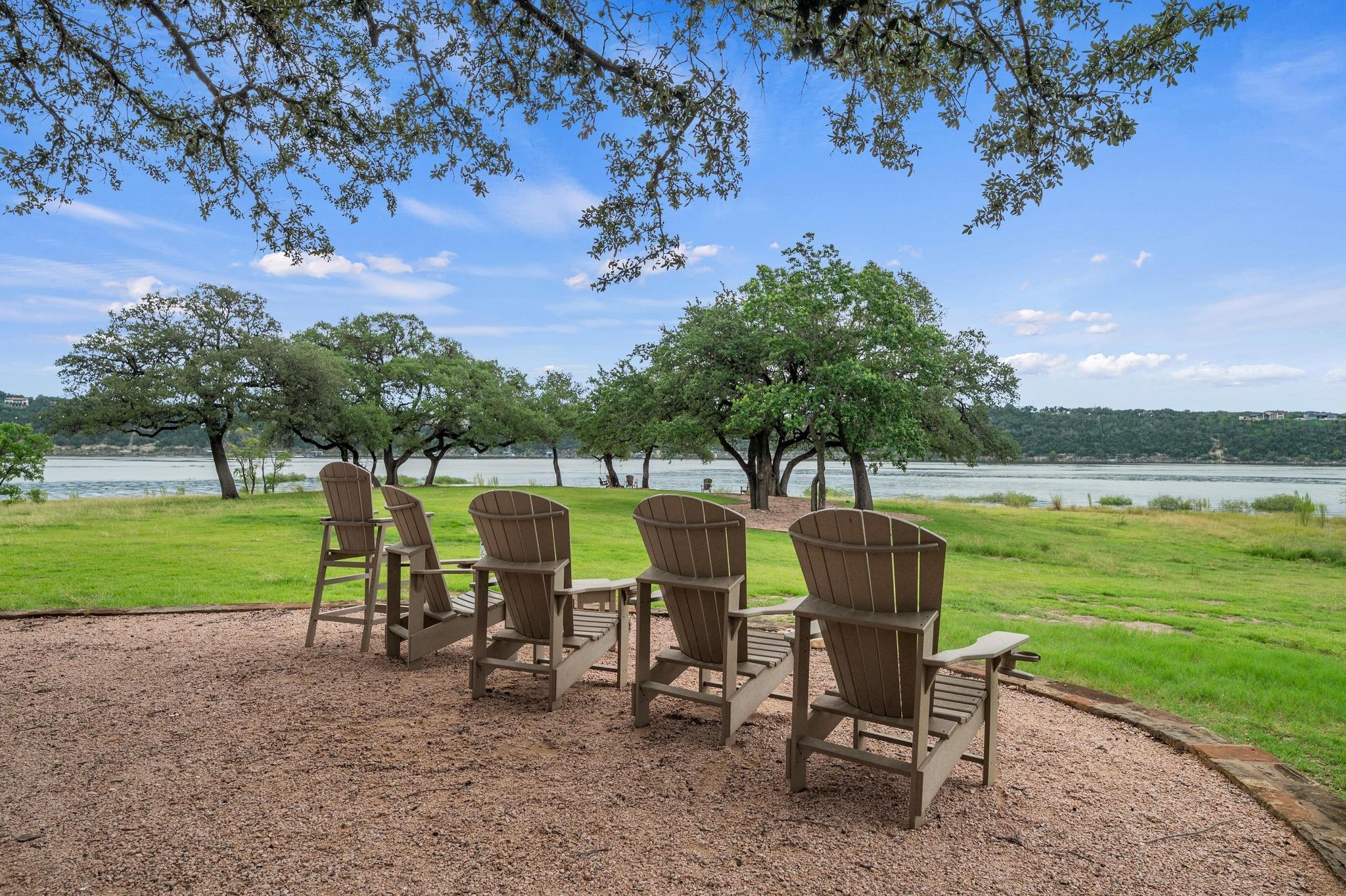 1901 Valentino Cove Spicewood TX 78669