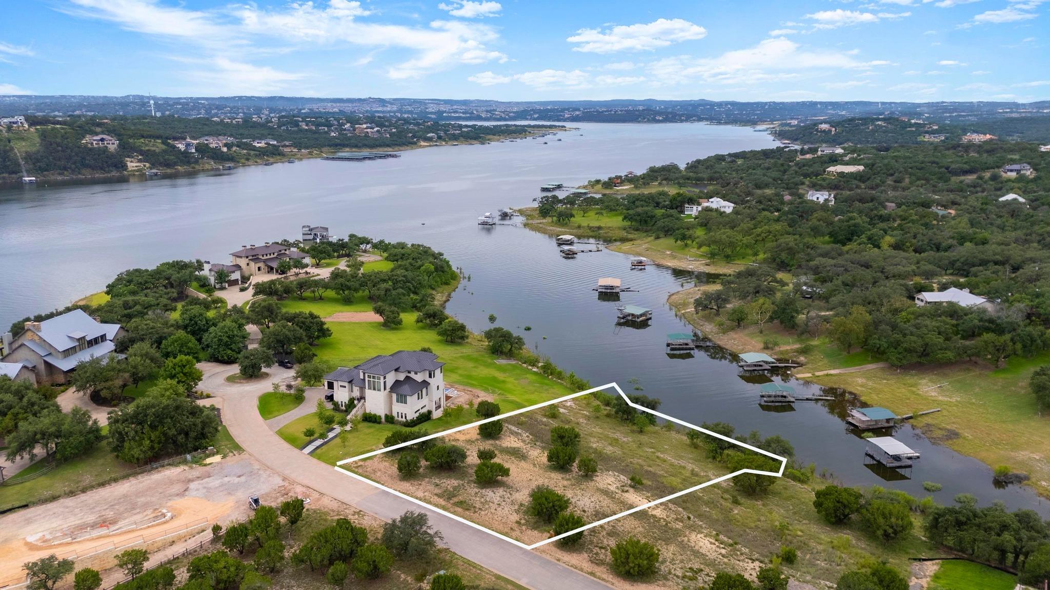1901 Valentino Cove Spicewood TX 78669