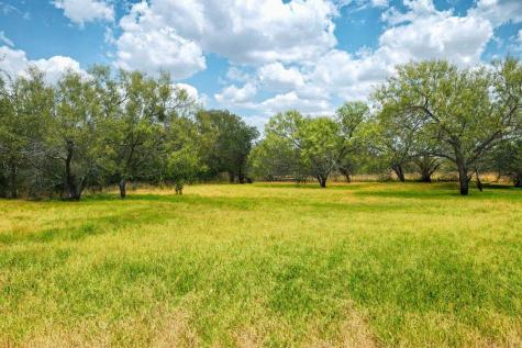 5112 E Us Highway 290 Highway Fredericksburg TX 78624