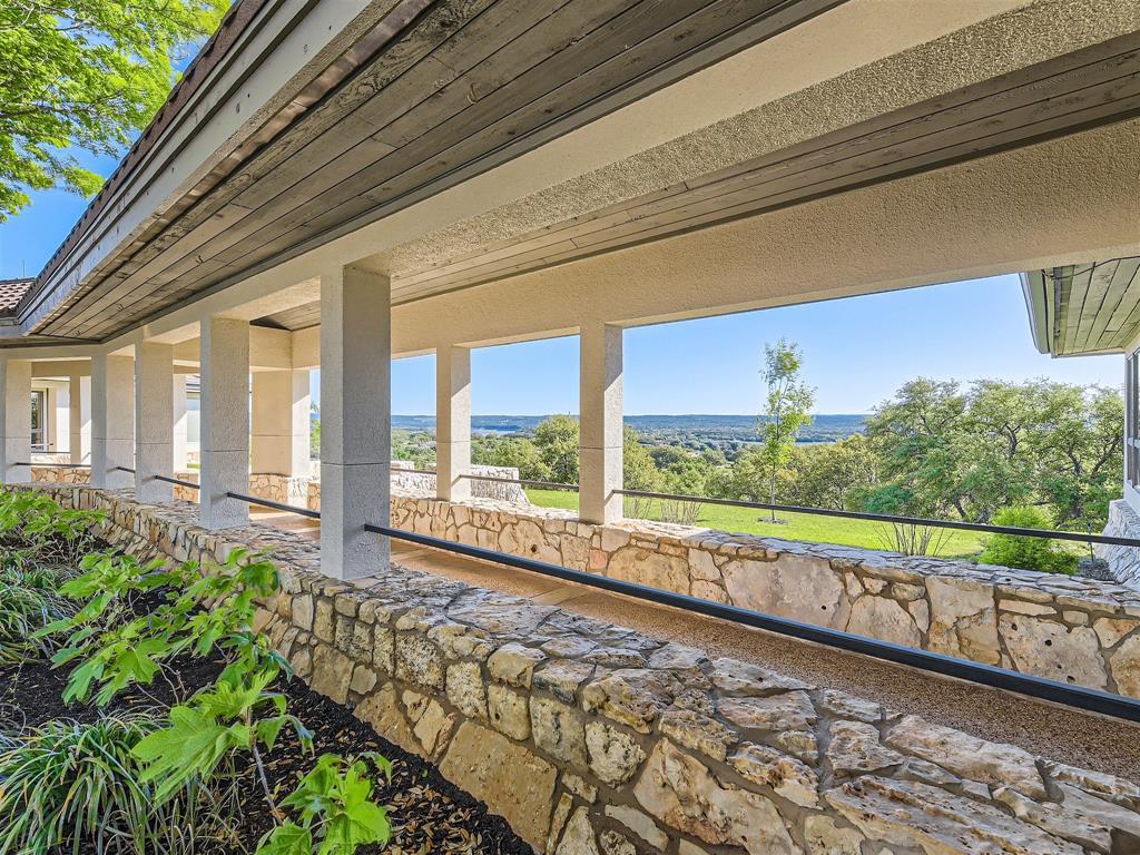 27209 Waterfall Hill Parkway Spicewood TX 78669