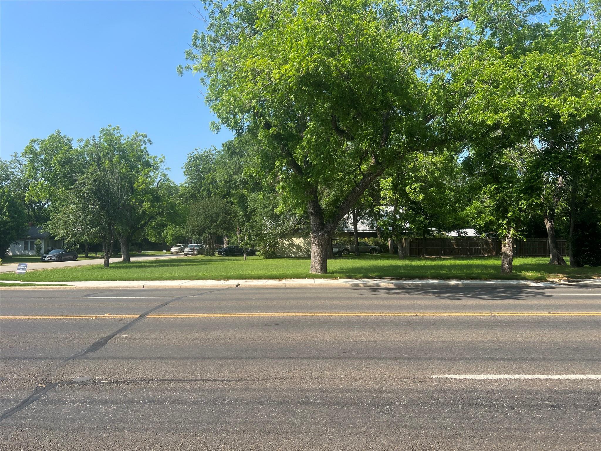 300 Turney Street Smithville TX 78957