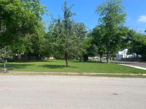 300 Turney Street Smithville TX 78957