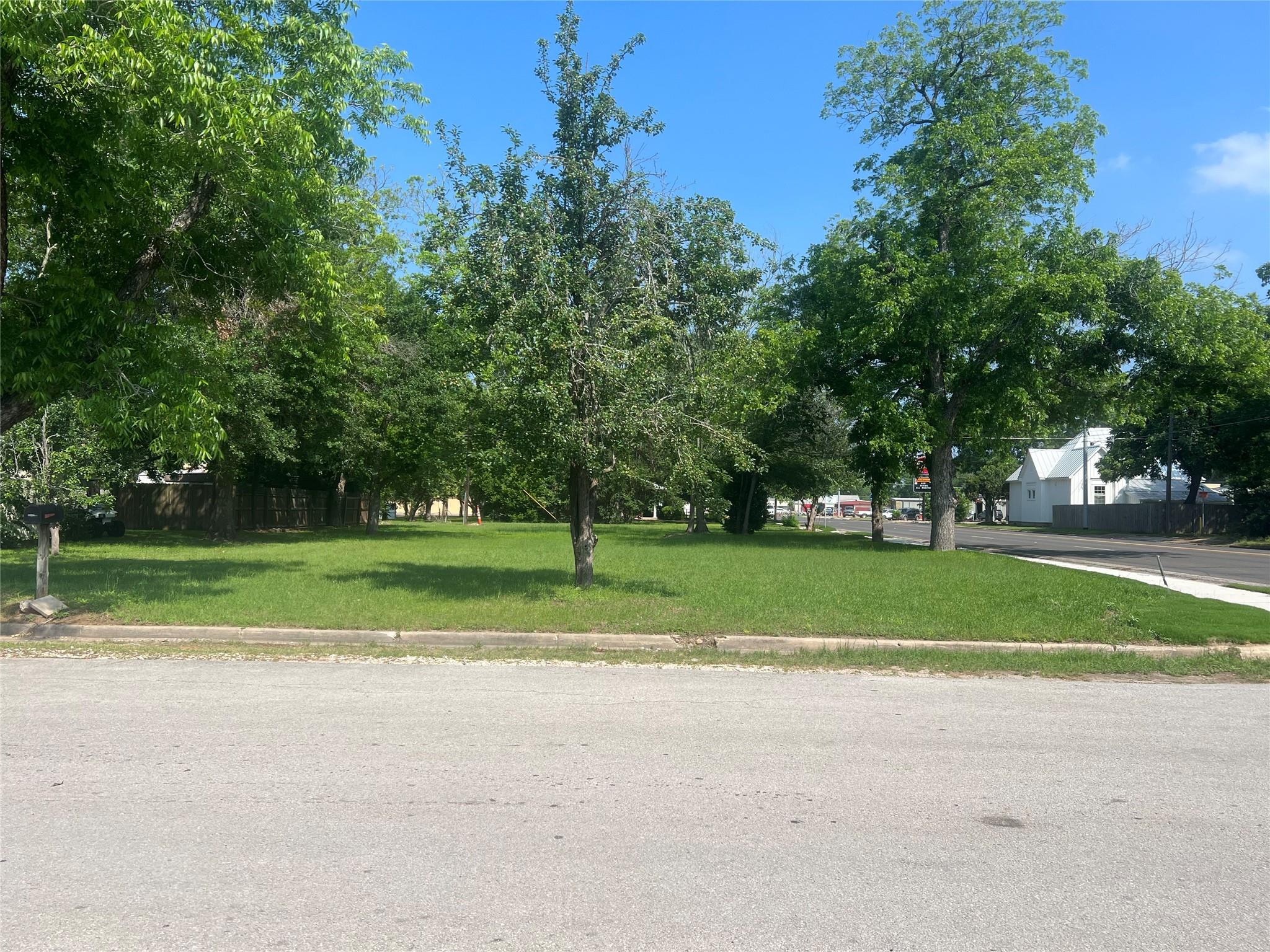 300 Turney Street Smithville TX 78957