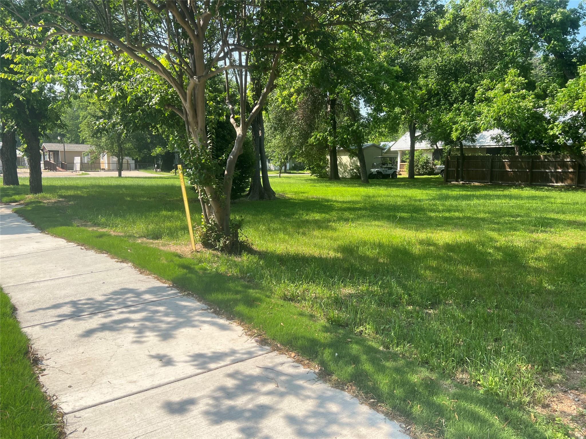 300 Turney Street Smithville TX 78957