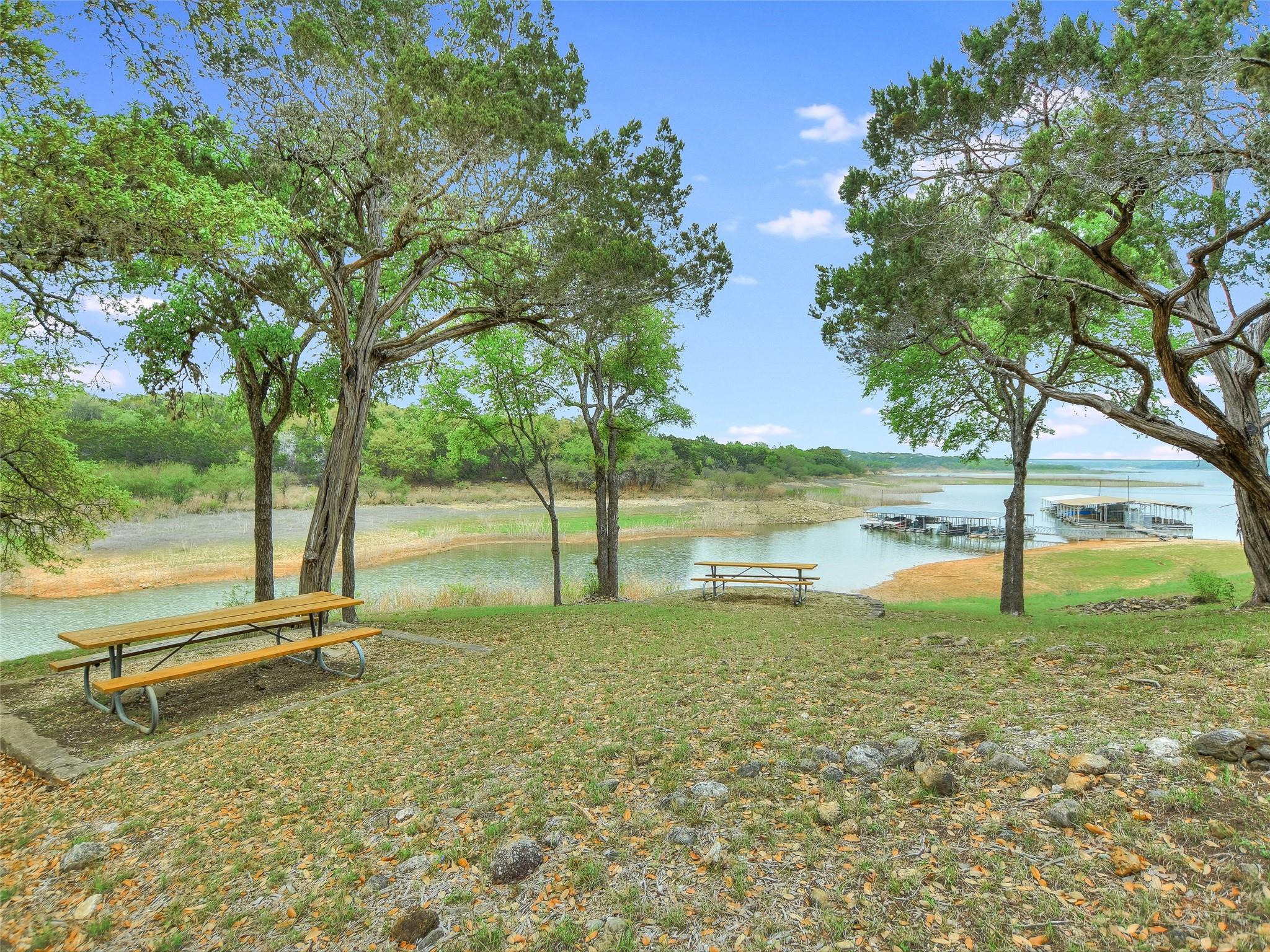 119 Bedford Drive Spicewood TX 78669