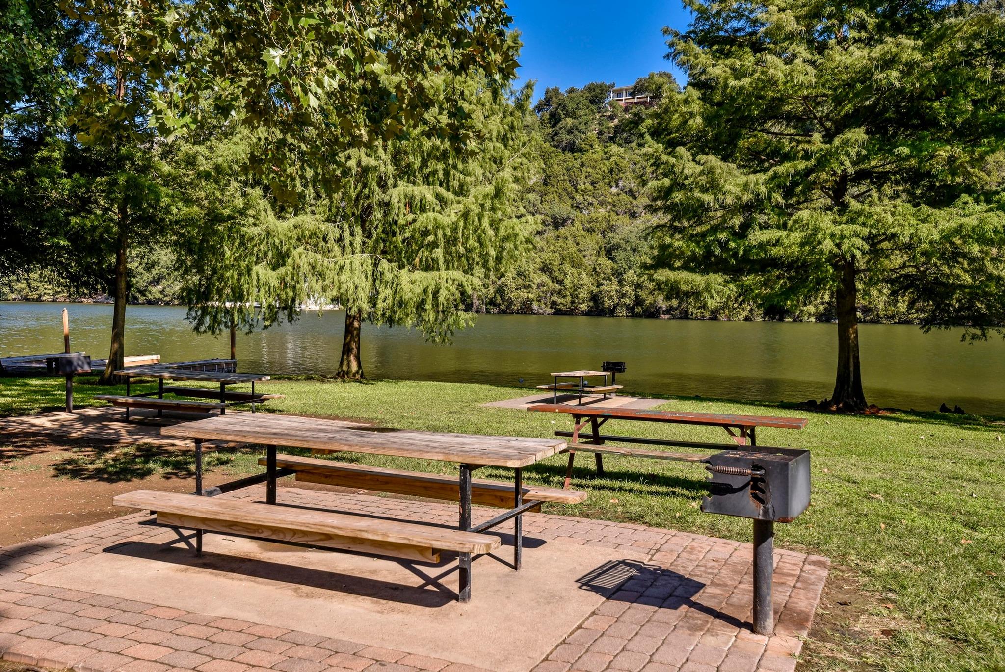 1707 Lipan Trail Austin TX 78733