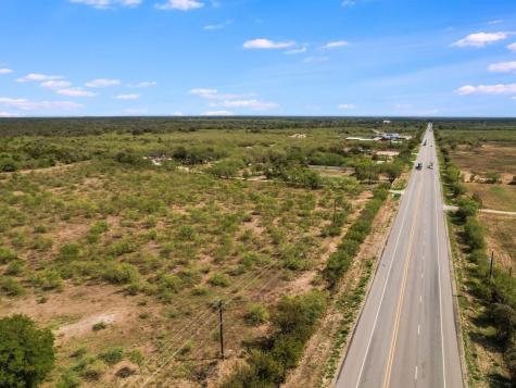 1428 State Highway 21 Highway W Cedar Creek TX 78612