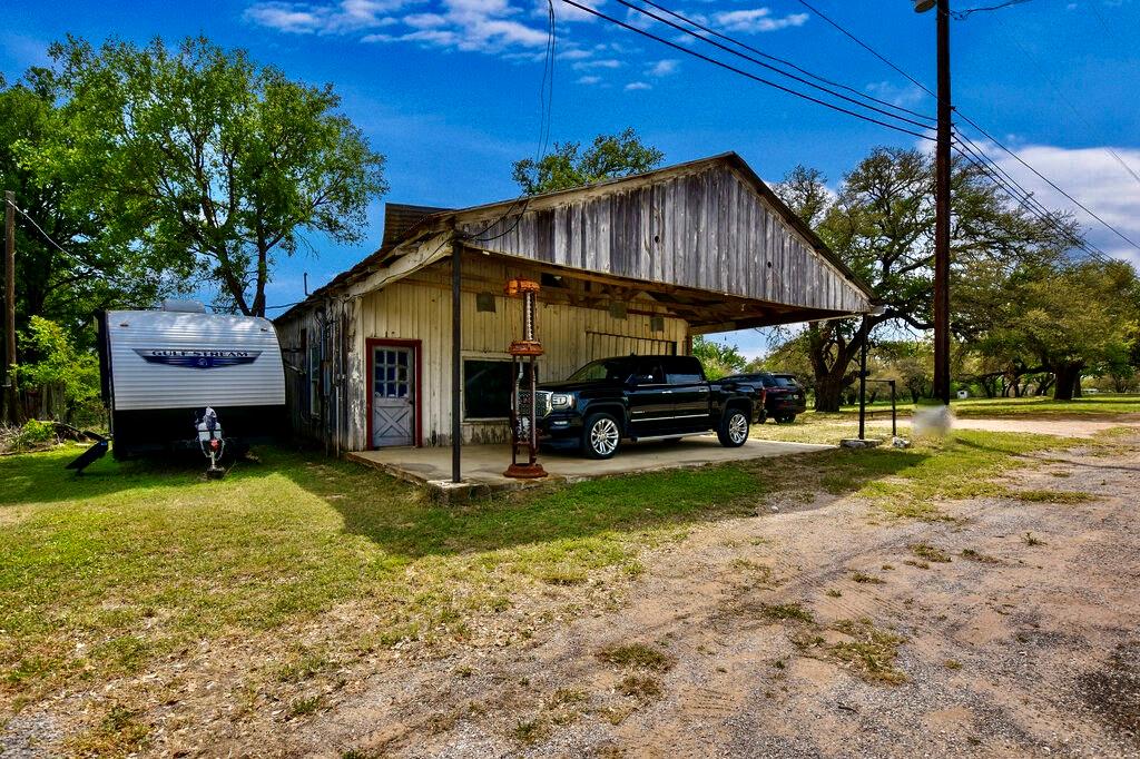 7908 Cr 404 Spicewood TX 78669