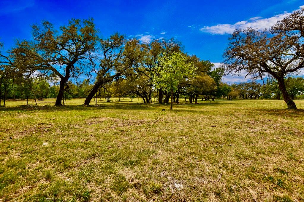 7908 Cr 404 Spicewood TX 78669